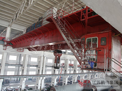 400噸大型起(qǐ)吊行車